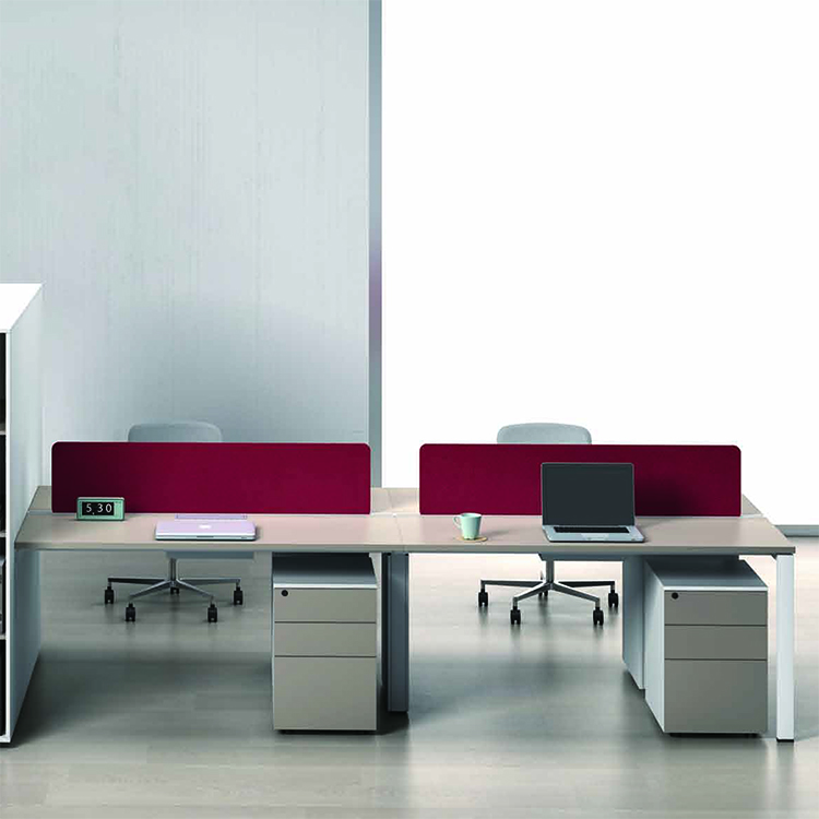 Bureau d'ordinateur à cadre en acier de bureau minimaliste de style moderne à la mode